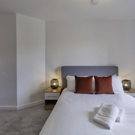 Lovely 2 Bedroom Apartment In Central Ashford アシュフォード エクステリア 写真