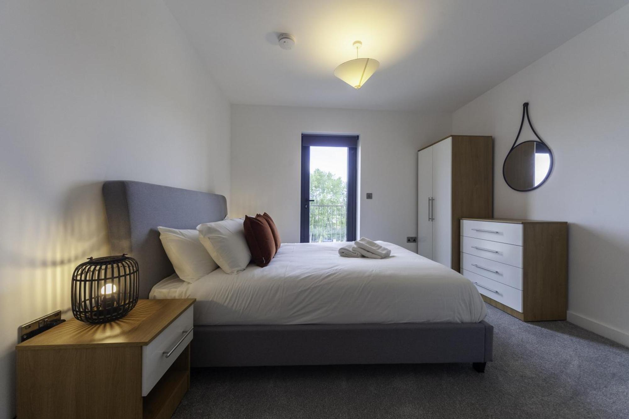 Lovely 2 Bedroom Apartment In Central Ashford アシュフォード エクステリア 写真